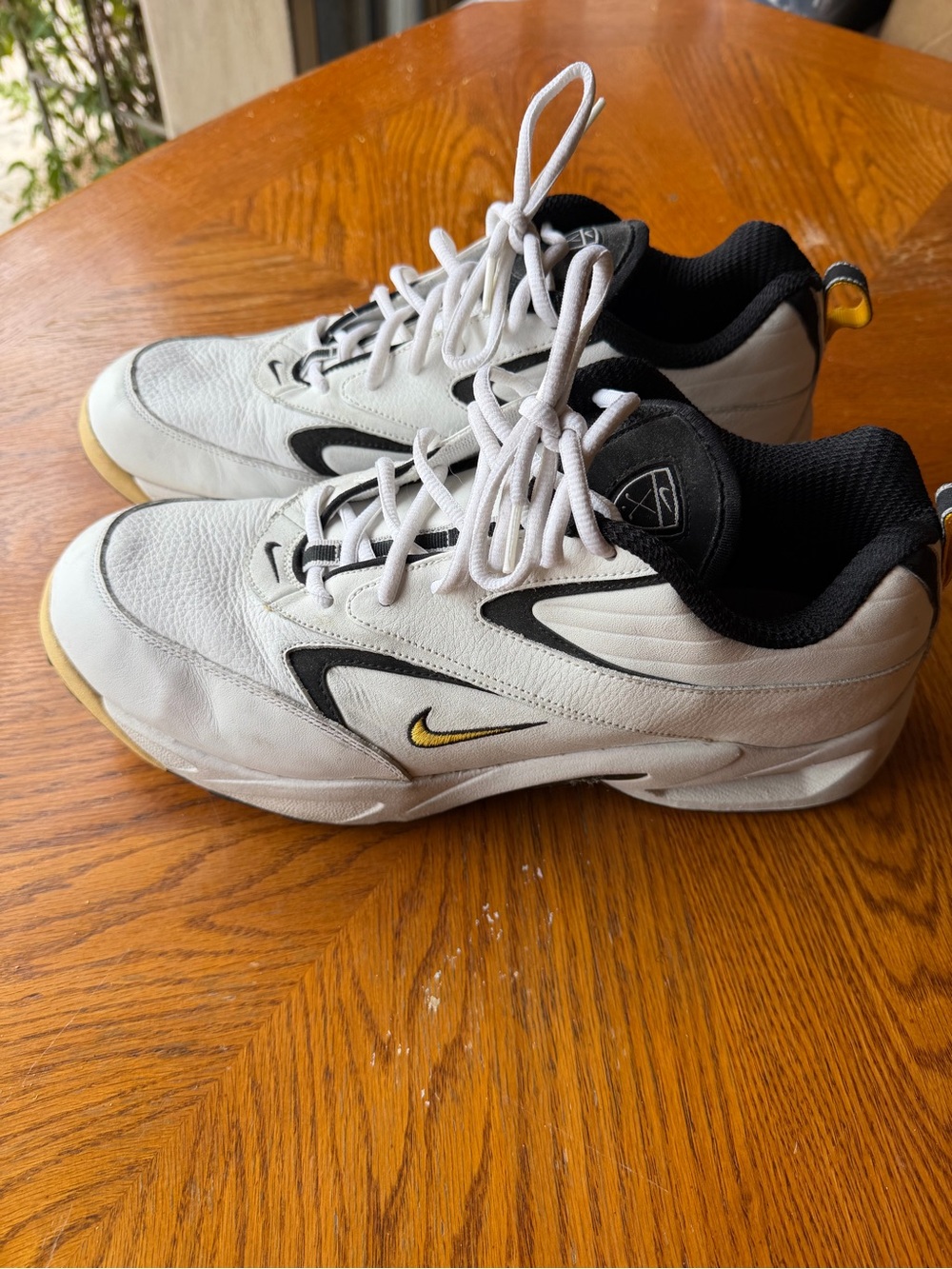 Nike Men’s Air Max Golf Shoes White and Black